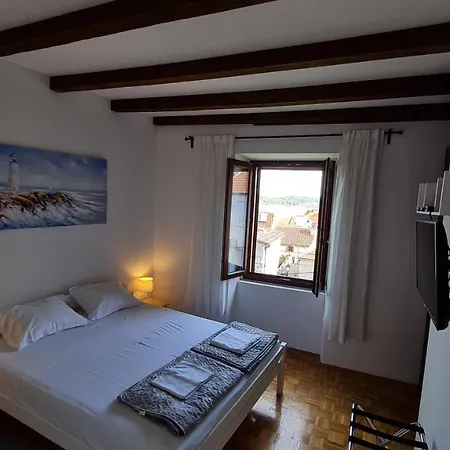 Cunka House Ferienhaus *