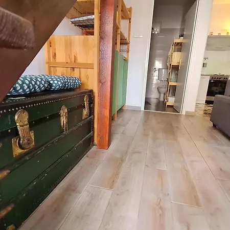 Cunka House Vis